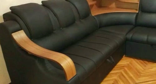 Перетяжка кожаного дивана. Тетюши